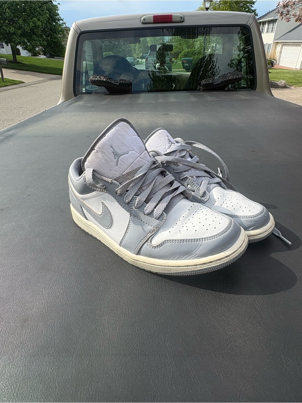 Nike Air Jordan 1 Low Wolf Grey White Sneakers Size 8
